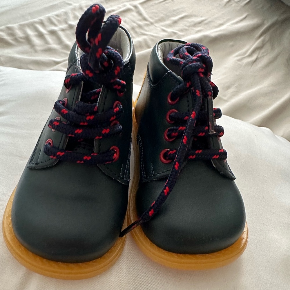 Bubble Gummers first steps shoes